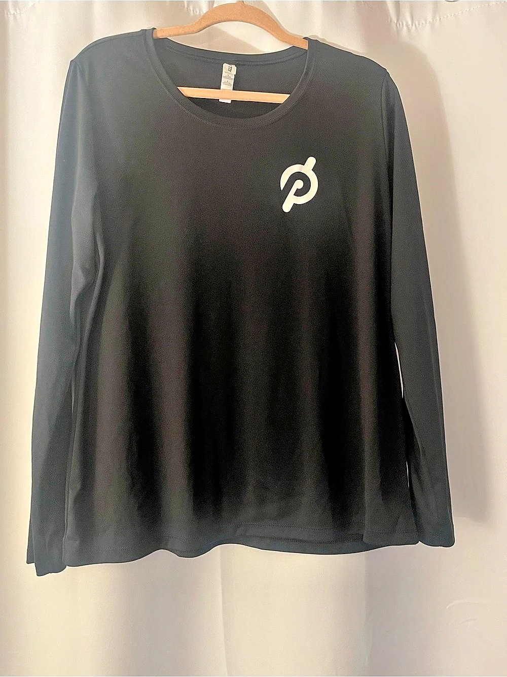 Peloton All Sport Long Sleeve Athletic Top in Black Large Like New